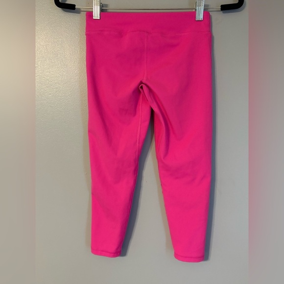 Under Armour Vibrant Pink Athletic set size:M - Picture 6 of 8